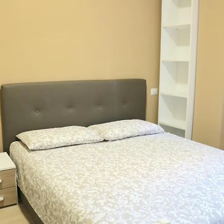 Portello Double Rooms Flat - 3 people-2